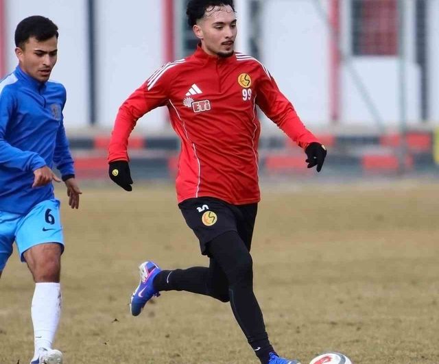 Eskişehirspor, 31 Ocak’taki Altay maçına Prof. Dr. Fethi Heper Stadyumu’nda hazırlanıyor