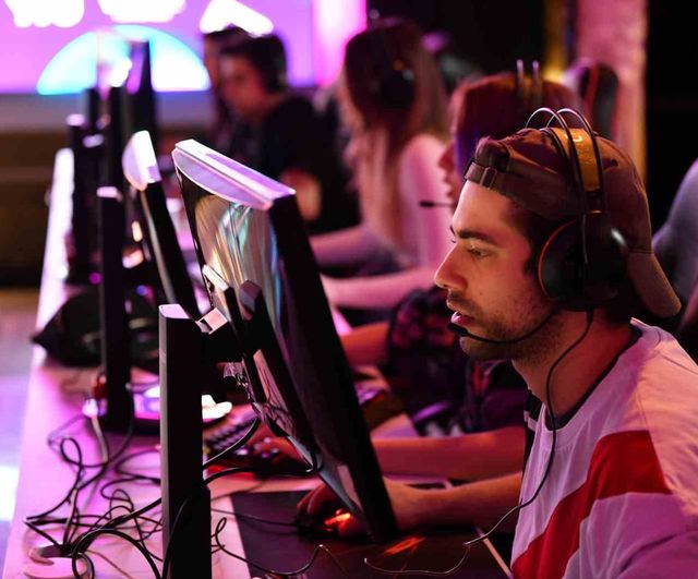 Global Game Jam YTÜ'de: YTÜ Tarihi Hamam'da 48 Saatlik Oyun Geliştirme Maratonu (30 Ocak–1 Şubat)