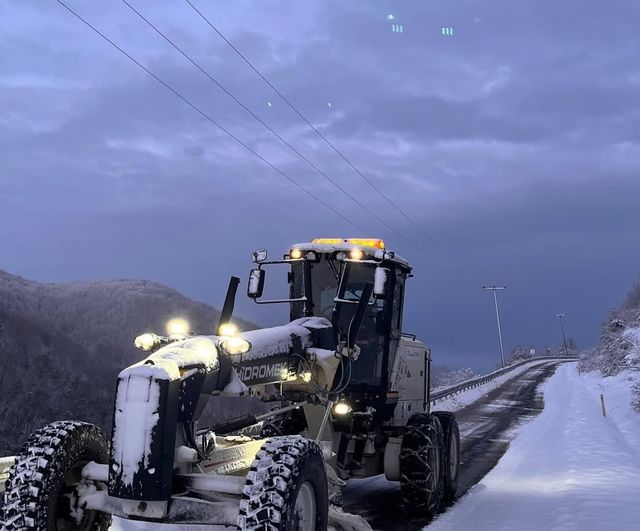 Kocaeli’nin yüksek kesimlerinde kar etkili oldu — Kartepe'de 60 santimetre, sıcaklık eksi 9 derece