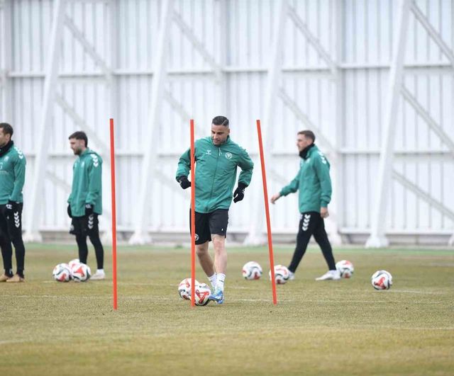 Konyaspor, Beşiktaş Maçı Hazırlıklarını Kayacık Tesisleri'nde Sürdürüyor