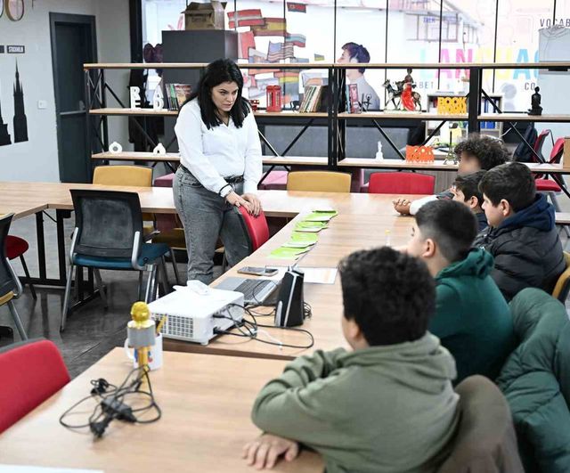 Mersin’de 11-14 Yaş Çocukları için Empati Atölyeleri: Akran Zorbalığını Tanıma ve Baş Etme Stratejileri