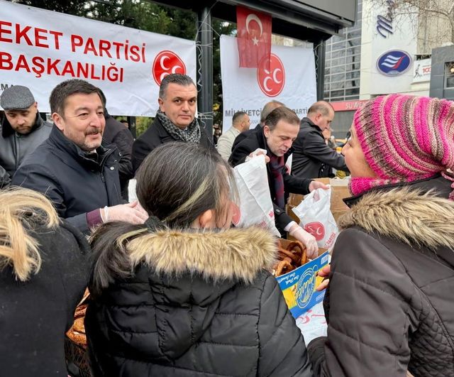MHP Çankaya, Miraç Kandili'nde Kandil Simidi ve Meşrubat İkramı