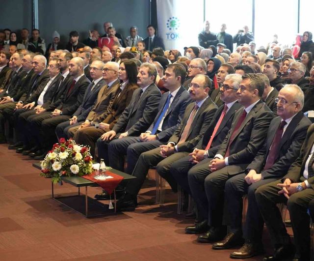 Murat Kurum: Samsun'da 6 bin 397 Konutun Kura Çekimleriyle 'Ev Sahibi Türkiye' Sürüyor