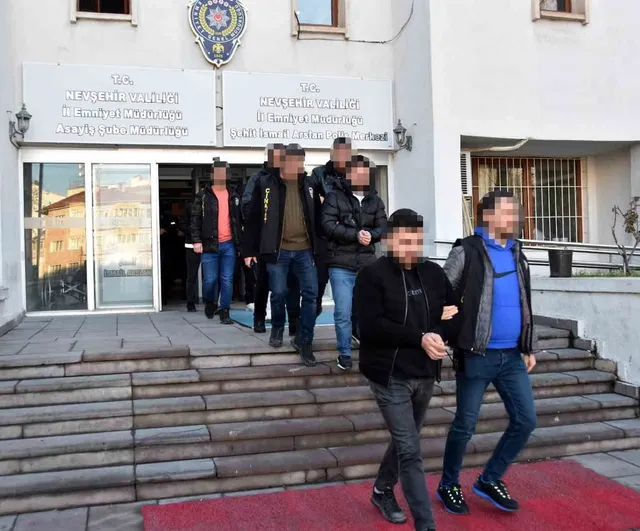 Nevşehir'de kendilerini polis ve savcı olarak tanıtan şebekeye operasyon: 11 gözaltı, 6 tutuklama