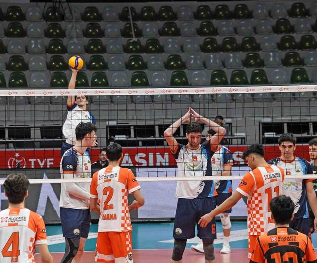 Osmangazi Belediyespor 1954 Adanaspor'u 3-0 mağlup etti, play-off iddiasını sürdürdü