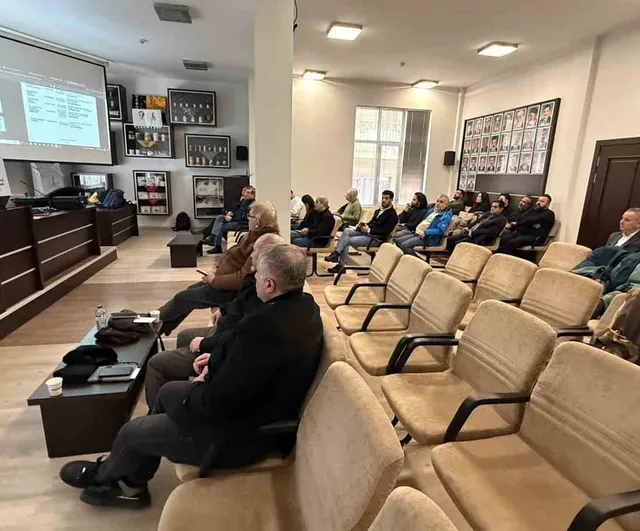 Tokat'ta 35 basın mensubuna İHA-1 Ticari Dron Ehliyeti Eğitimi başlatıldı