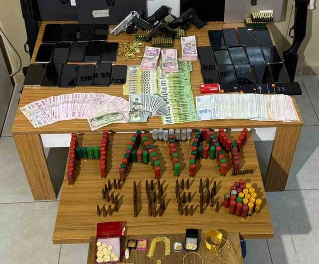 Hatay’da vatandaş IBAN’larıyla yasa dışı bahis para transferi yapan örgüte operasyon: 19 gözaltı