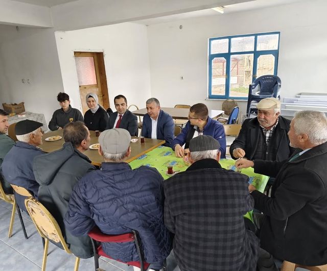 Yenipazar Kaymakamı Uçar, Esenköy ve Tekeciler'de Vatandaşlarla Birebir Görüştü