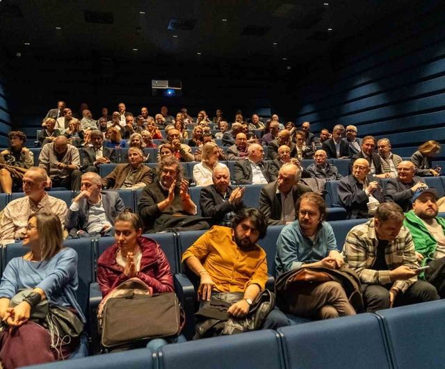 1981 Balkan Şampiyonluğu kadrosu 45 yıl sonra İstanbul Spor Filmleri Festivali'nde buluştu