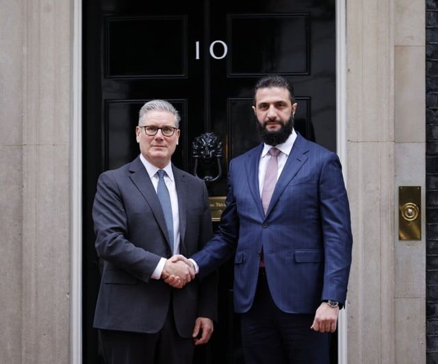 Ahmed eş-Şara'nın İlk Resmi İngiltere Ziyareti: Starmer ile Kalkınma ve Yatırım Odaklı Görüşme