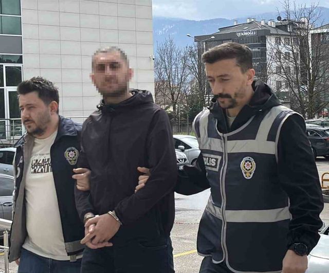 Bolu'da çalınan kamyonla eski sevgilisinin evinden dizüstü bilgisayar çalan şüpheli yakalandı