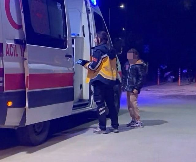 Bursa İnegöl'de tavuk döner sonrası 25 kişi gıda zehirlenmesi şüphesiyle hastaneye kaldırıldı