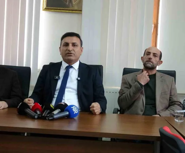 CHP Malatya İl Disiplin Kurulu, Yazıhan’da 2 meclis üyesini ihraç etti