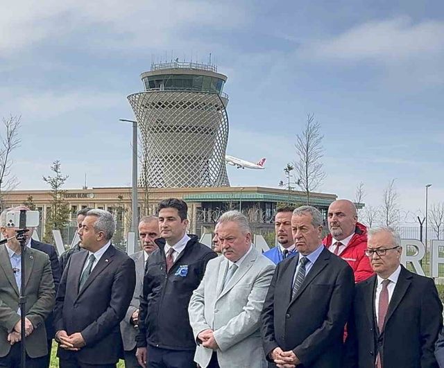 Cumhurbaşkanı Erdoğan, 5G Açılışında Rize'ye Rize-Artvin Havalimanı'ndan Canlı Bağlandı