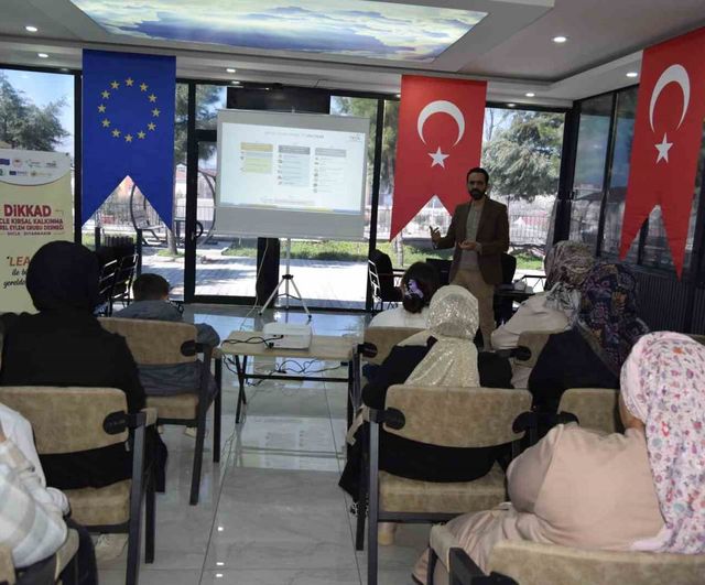 Dicle Yerel Eylem Grubu'ndan muhtar, kadın ve gençlere IPARD III eğitimi