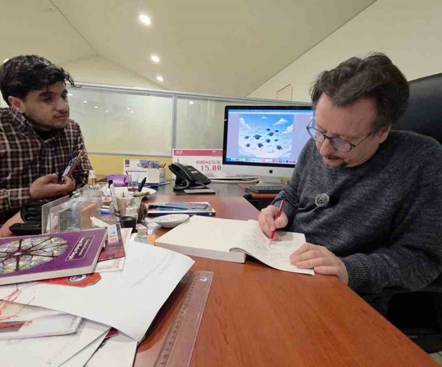 Dönmez: Yapay zekâ doğru kullanılırsa güçlü bir asistan, aksi halde tembelleştirebilir