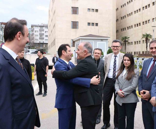 Dr Mesut Bilen Bursa'ya veda etti: İstanbul Anadolu Adalet Komisyonu Başkanlığına atandı