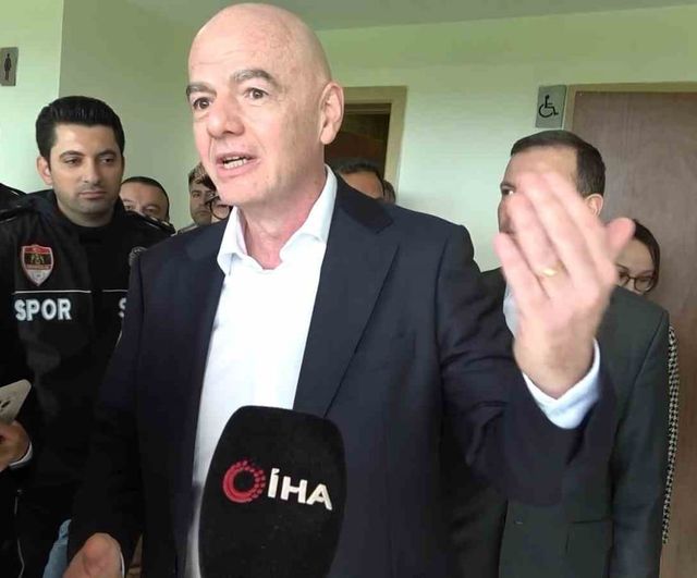 Gianni Infantino Antalya'da İran Milli Takımıyla Görüştü: 'Maç oynanacak'