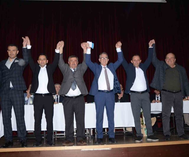 Kırkağaç Şoförler ve Otomobilciler Esnaf Odası başkanlığına Talha Küçük seçildi