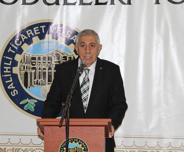 Kula ve Selendili iş insanları Salihli TSO'nun Kent Ekonomi Ödülleri ile ödüllendirildi