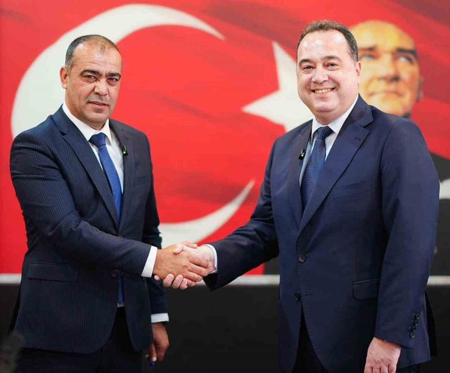 Manisa Büyükşehir'de kadrolu işçilerin en düşük maaşı 80 bin TL’ye yükseldi