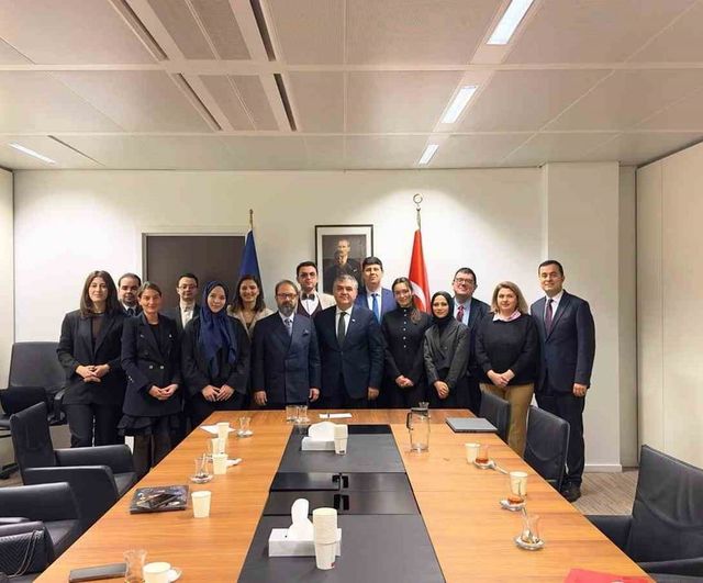 Mardin'den Brüksel'e: Diplomasi Akademisi mezunu Yasemin Yavuz'un uluslararası yükselişi