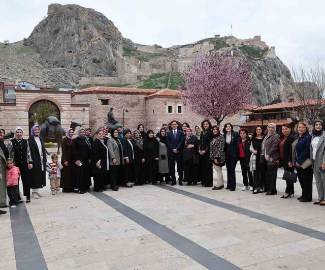 Tokat Belediyesi, BELMEK kursiyerlerinin filografi ve rölyef sergisini açtı