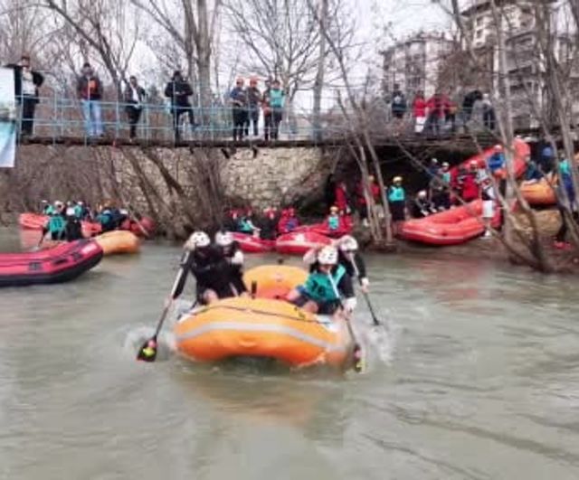 Tunceli'de Yeşilay Türkiye Rafting Şampiyonası 1. Ayak ve Milli Takım Seçmeleri Sona Erdi