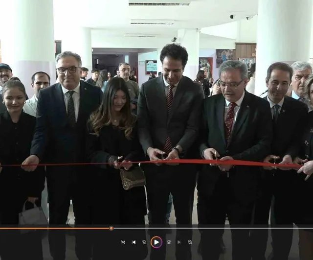 3D Anadolu Sanat Müzesi Gaziantep’te açıldı — Aysel İbrahim Akınal Görsel Sanatlar Lisesi öncülüğünde