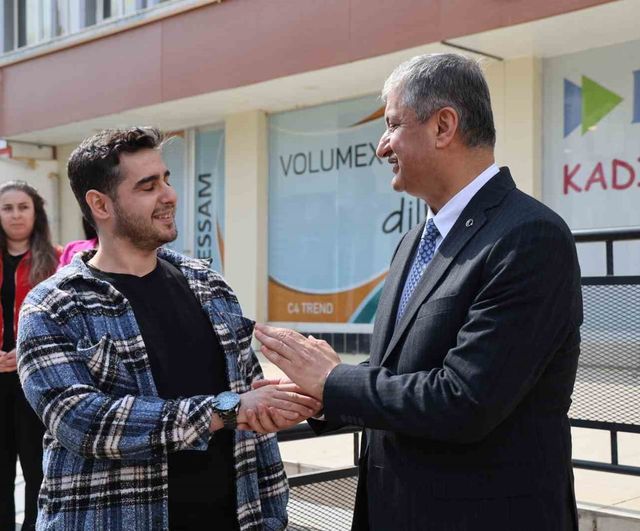 Adana Valisi Mustafa Yavuz Kozan'da vatandaş ve öğrencilerle buluştu