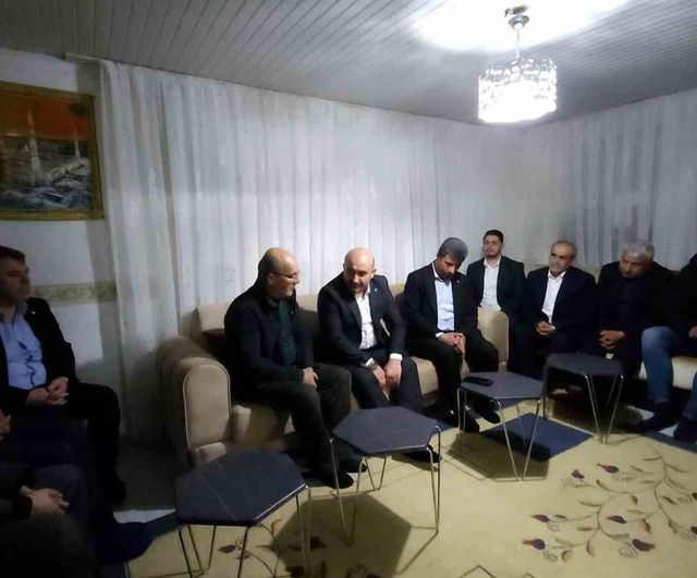 AK Parti Eskişehir Başkanı Gürhan Albayrak'tan Furkan Uğur'un Ailesine Taziye Ziyareti