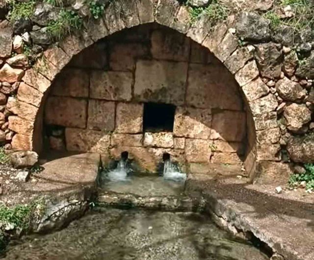 Altun: Araban’daki tarihi çeşmeler yok olmadan restorasyon bekliyor