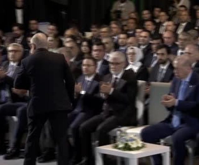 Bakan Güler: Çok yönlü hava savunma sistemleri, balistik ve seyir füzeleri savaşın seyrini belirliyor