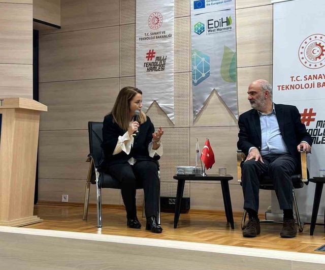 Balıkesir'de Uluslararası Girişimcilik Paneli: Girişimler Global Pazarlara Hazırlanıyor