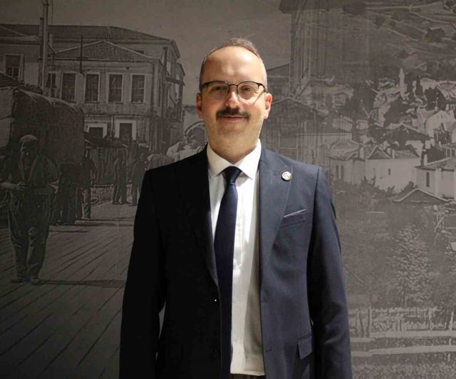 Balkan Türkleri Derneği 20. Olağan Genel Kurulu'nda Adem Tuğral yeniden başkan seçildi