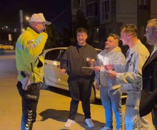 Bartın'da Polis Haftası'nda sahte kaza ihbarıyla pastalı sürpriz