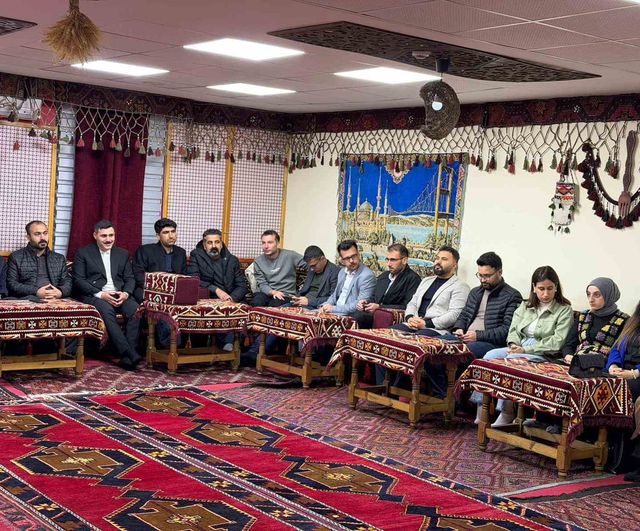 Başkan Mehmet Can Hallaç, Avukatlar Günü’nde Kâhta’daki Avukatlarla Buluştu