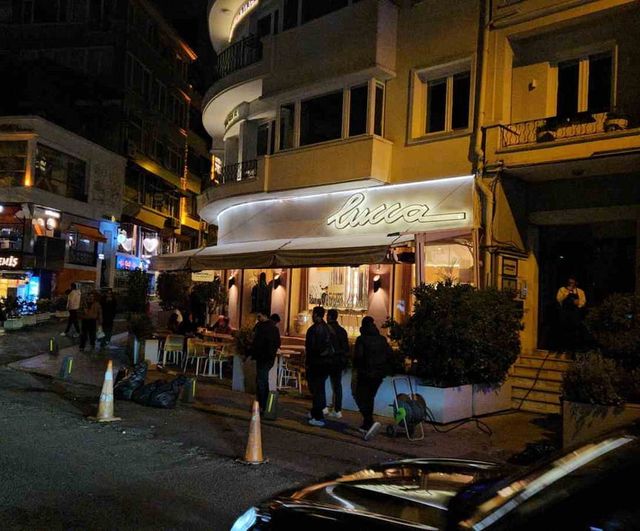 Beşiktaş'ta eğlence mekanına narkotik ve fuhuş operasyonu: İşletme sahibi Cem Mirap gözaltında