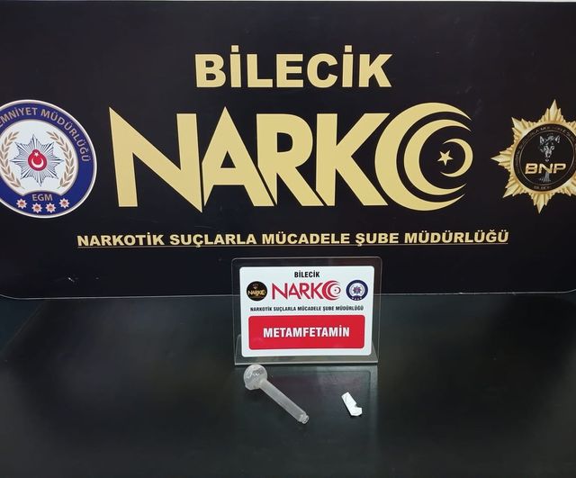 Bilecik'te uyuşturucu operasyonu: Metamfetamin ve bong ele geçirildi, 1 şüpheli gözaltında