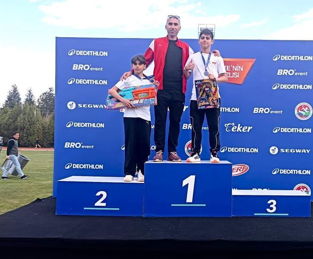 Bilecikli sporcular Decathlon Türkiye Bölge Finallerinde derece aldı