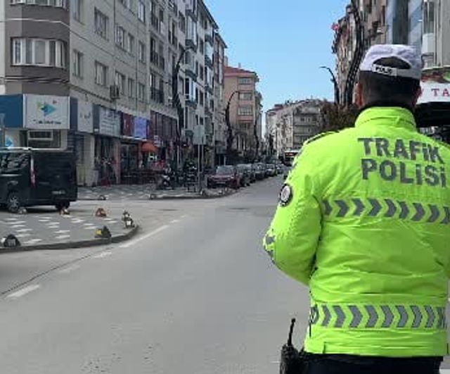 Bolu’da Trafik Denetimleri Yoğunlaştırıldı: Motosiklet ve Özel Halk Otobüsleri Kontrol Edildi