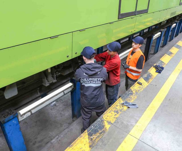 BURULAŞ, 138 Metro Aracında Kapsamlı Bakım ile Bursa Toplu Ulaşımını Güçlendiriyor