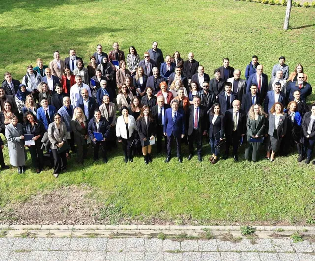 BUÜ'de 'Başarılı Akademisyenlerin Rektörle Buluşması' etkinliği sürüyor