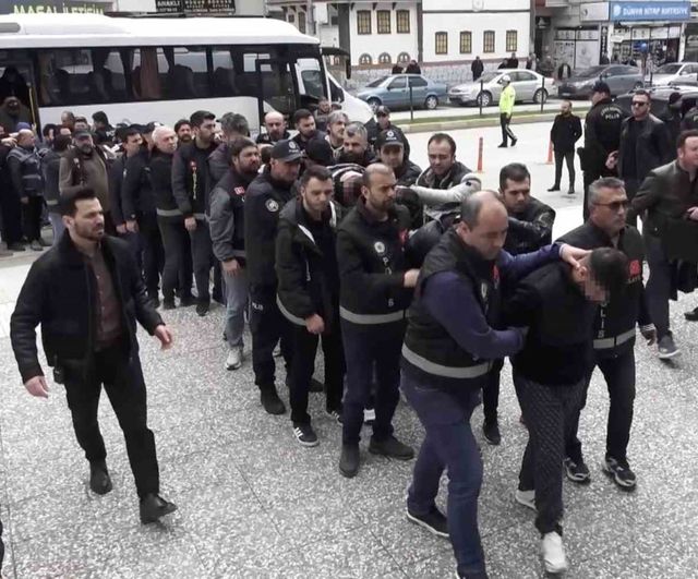 Çorum merkezli sahte ilan şebekesi çökertildi: 21 tutuklama, 43 milyon TL’lik dolandırıcılık engellendi