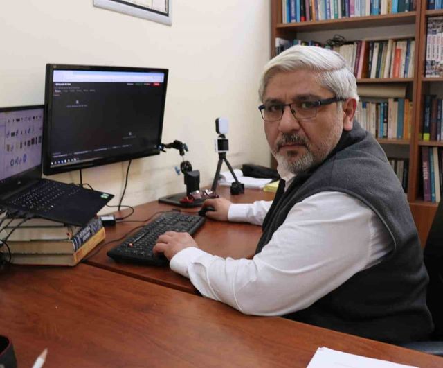 Doç. Dr. Sefer Darıcı: Yapay Zeka İşletmelerde Riskleri Azaltıyor, Entegrasyon Kaçınılmaz