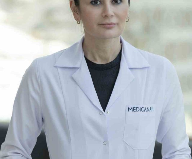 Doç. Dr. Şeyda Figül Gökçe: Parkinson’da erken tanı ve doğru tedavi yaşam kalitesini yükseltiyor