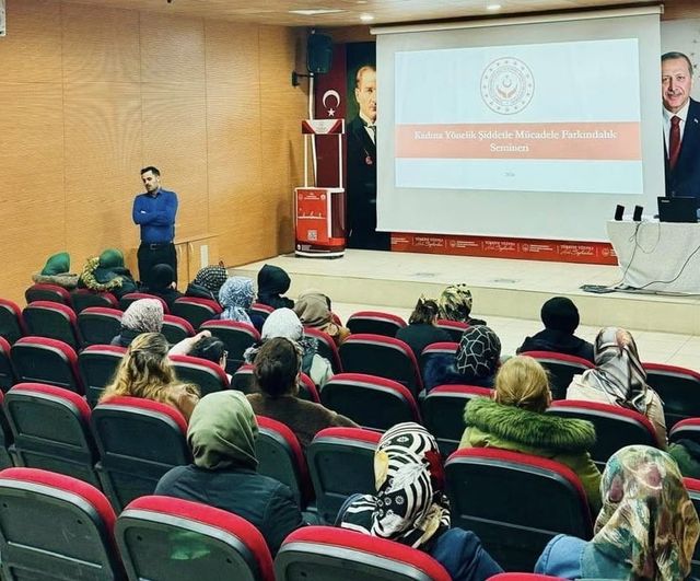Elazığ'da 'Ailenin Korunması ve Şiddetle Mücadele' farkındalık eğitimi düzenlendi