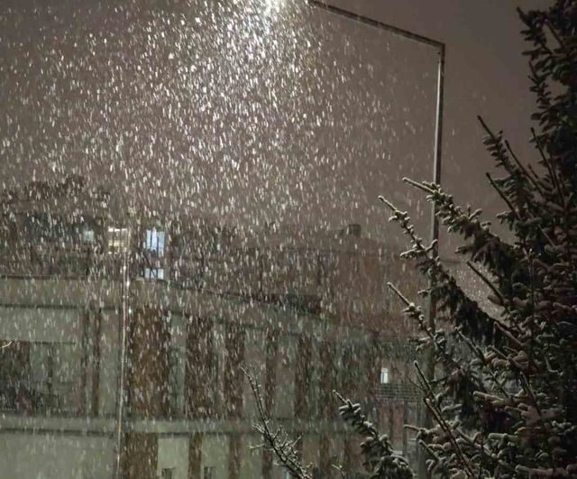 Erzurum Aşkale’de Kar Geri Döndü: Kırsalda Ulaşım ve Tarım Etkilendi