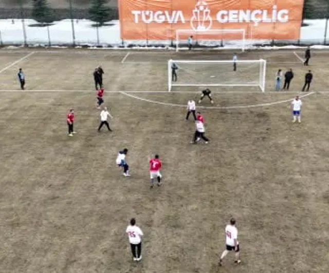 Erzurum'da GençLig Tanıtımı: Erzurumsporlu Yıldızlar, Protokol ve Liseliler Sahada Buluştu
