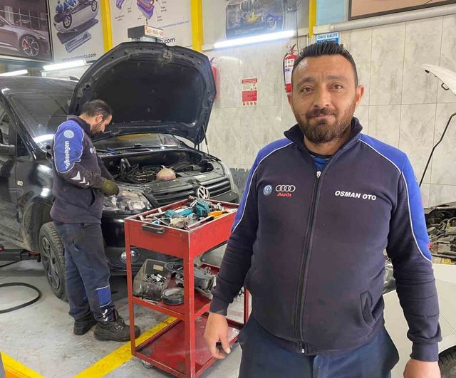 Eskişehir'de otomobil tamircisi Osman San: Düzenli bakım 10 bin lira iken ihmal 100 bin liraya çıkabilir